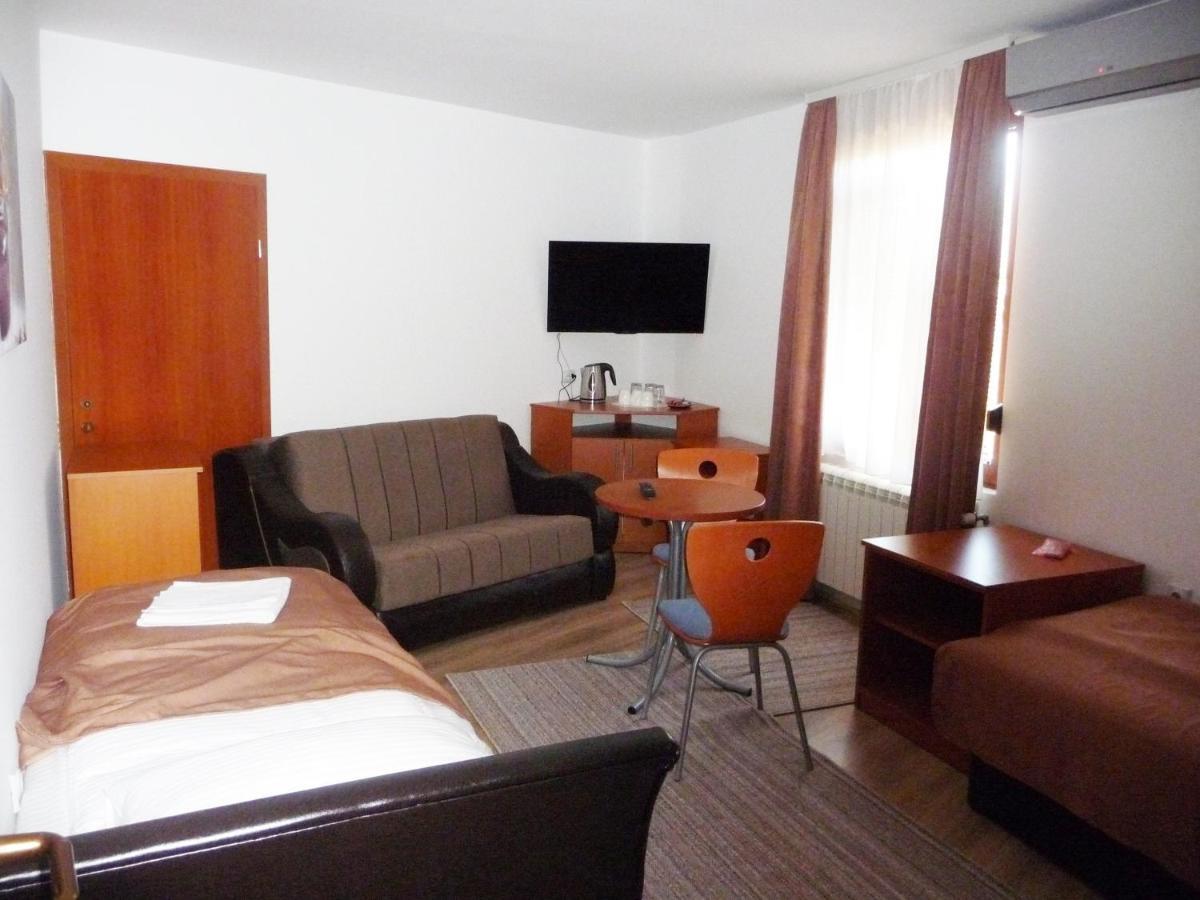 Sobe Rooms Aleksandar Ni Eksteriør billede